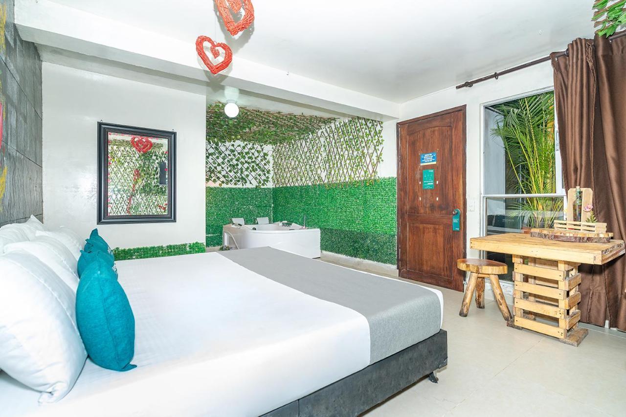 Hotel Jardin De Provenza Medellín Esterno foto